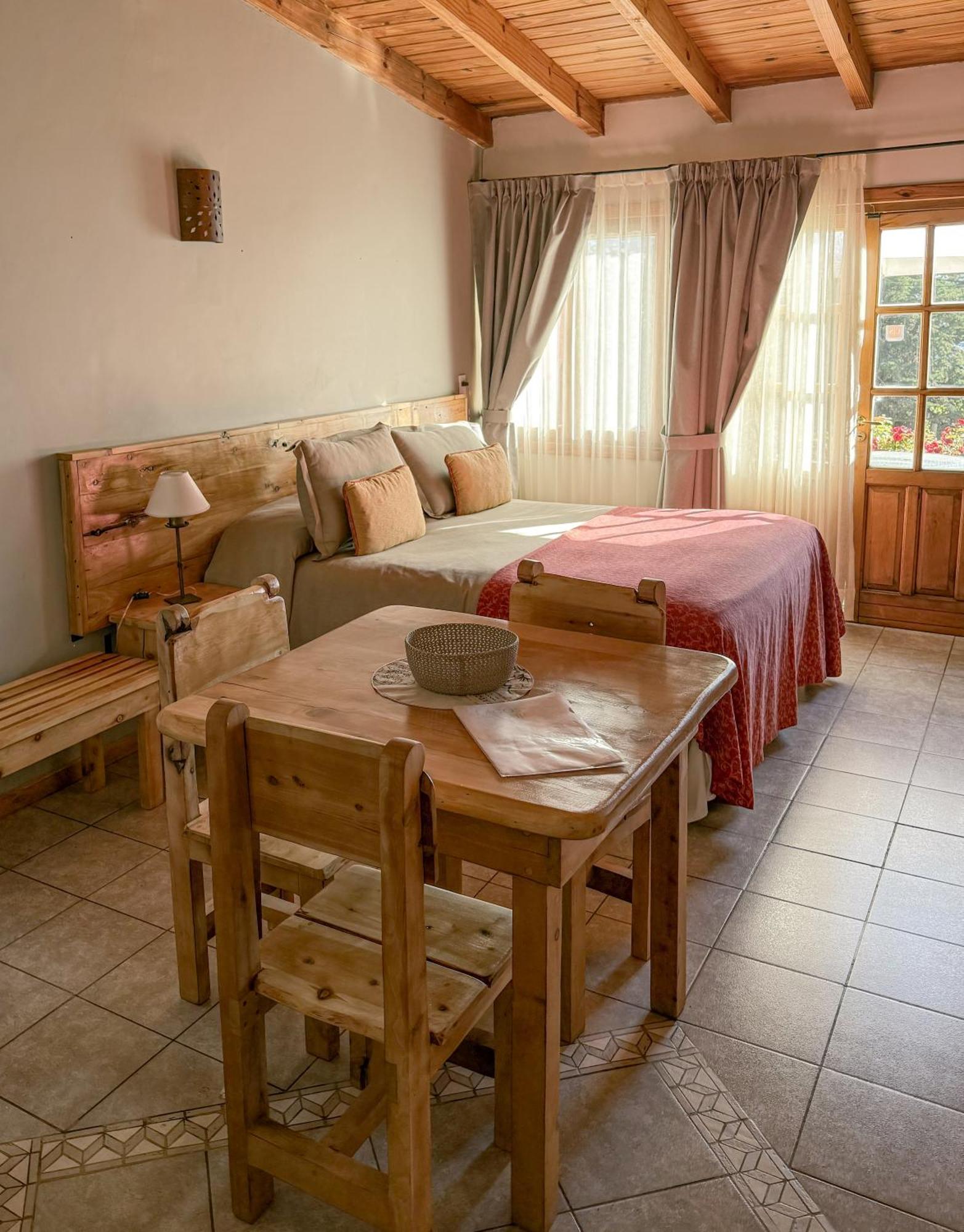 Lagos Del Sur Apartahotel 3*
